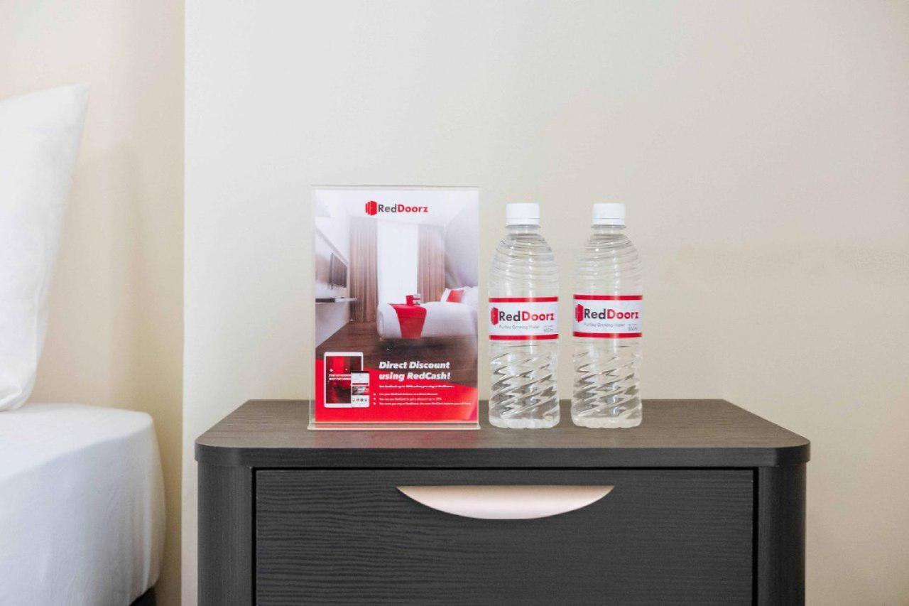 Reddoorz Plus Near Jakarta Kota Station Dış mekan fotoğraf