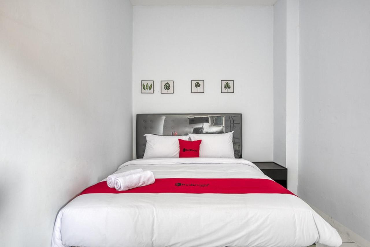 Reddoorz Plus Near Jakarta Kota Station Dış mekan fotoğraf